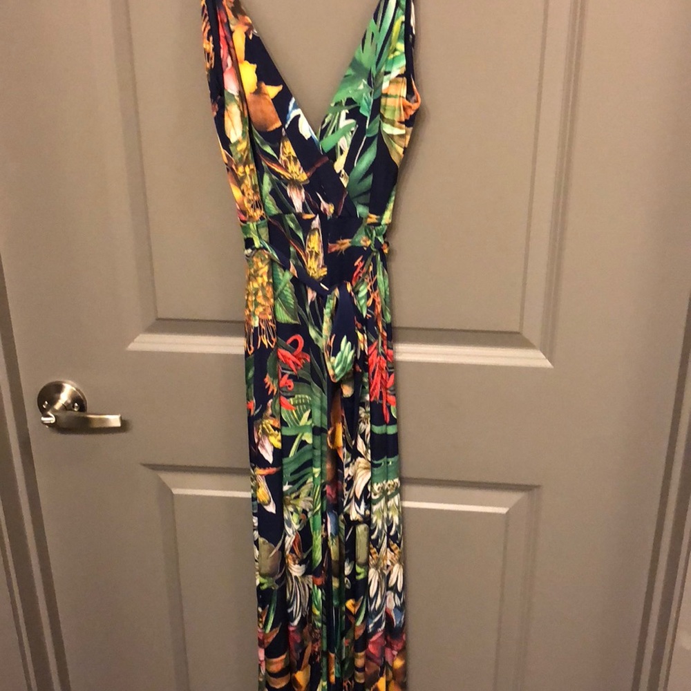 Tropical print fashion nova jumper size M